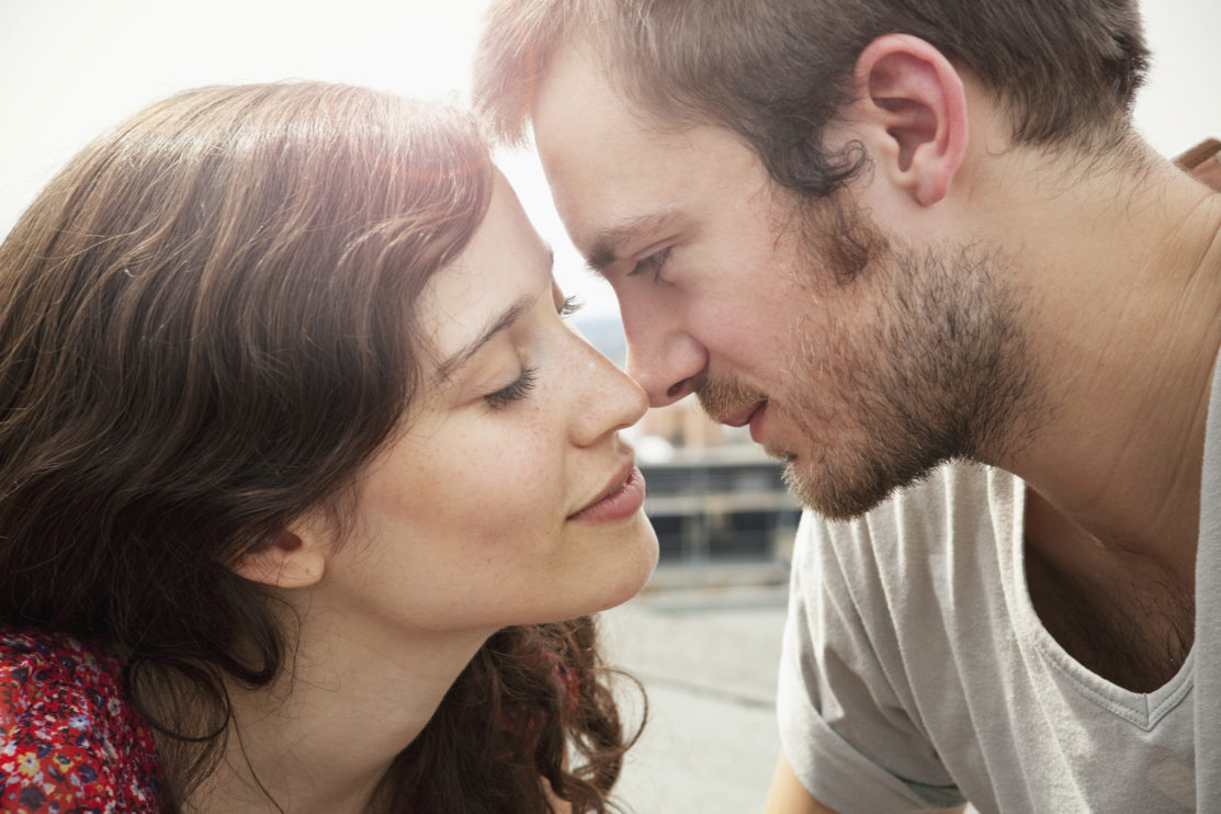 Exclusive Relationships How To Know If You're Ready Zoosk