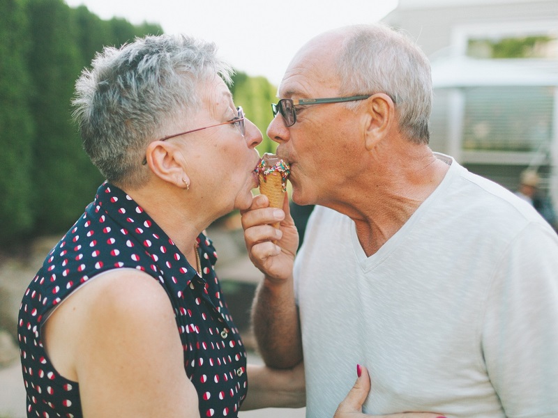 a free dating online history