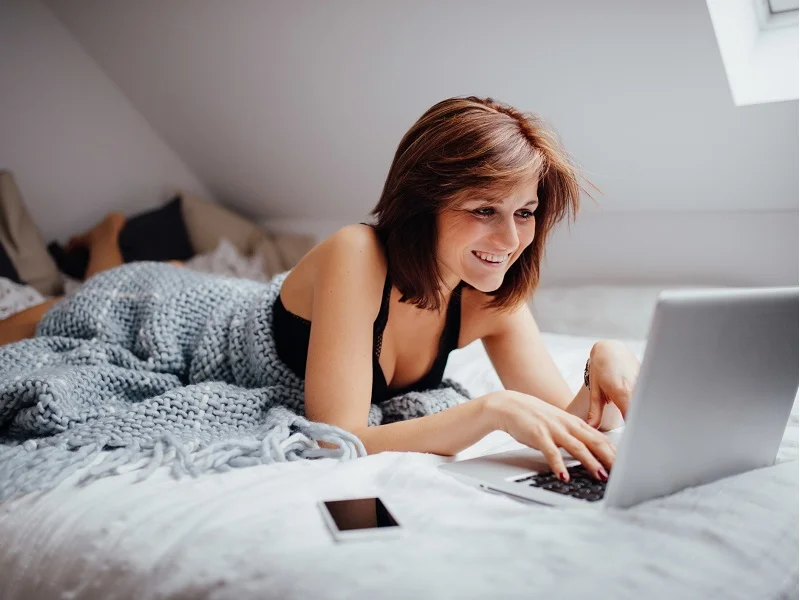 6 Fun Online Dating Profile Templates