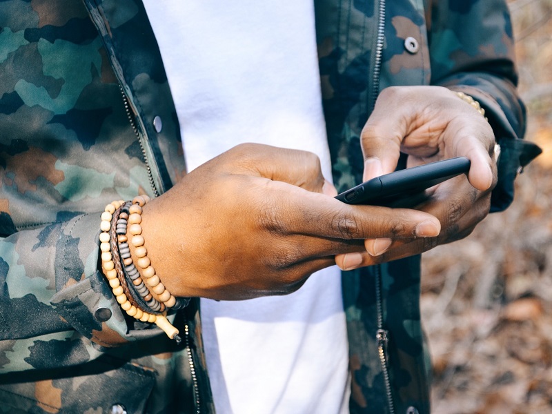 A brilliant Tinder hack made hundreds of bros unwittingly flirt with each other The World's Most Comprehensive Tinder Guide (2021 Edition)