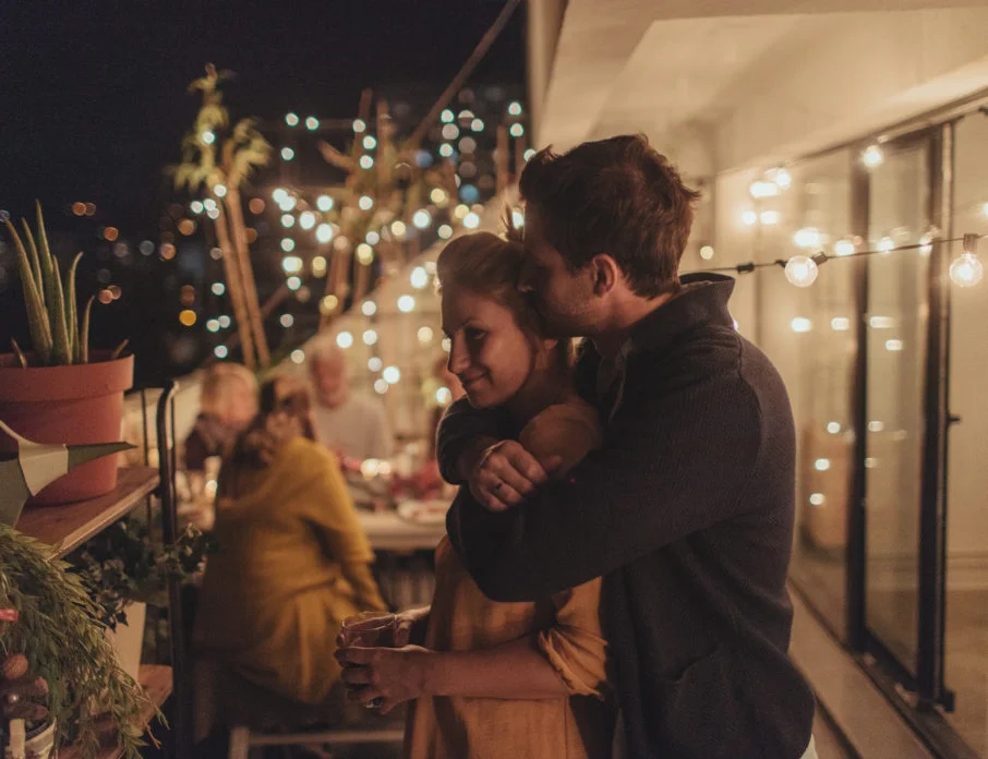 How Long Should You Date Before Meeting The Family: A Guide