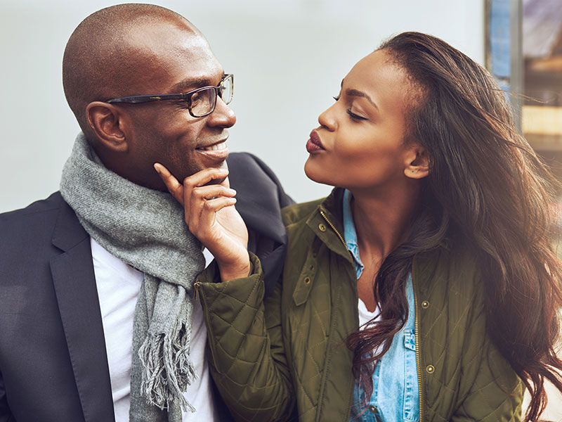 Bad dating tips you shouldn't listen to.