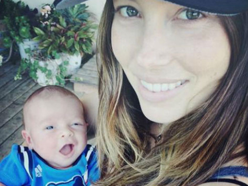 Celebrity baby news, reflecting popular culture and its influence on dating and relationships on Zoosk.