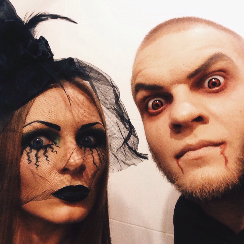 halloween couple